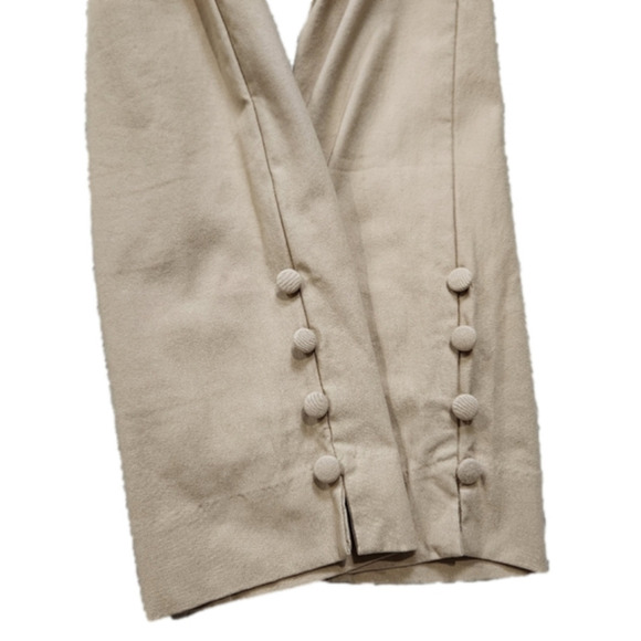 Slim fit pant Tan color shape retention Stretch to the fabric Size 4 CHICO'S - Picture 7 of 13